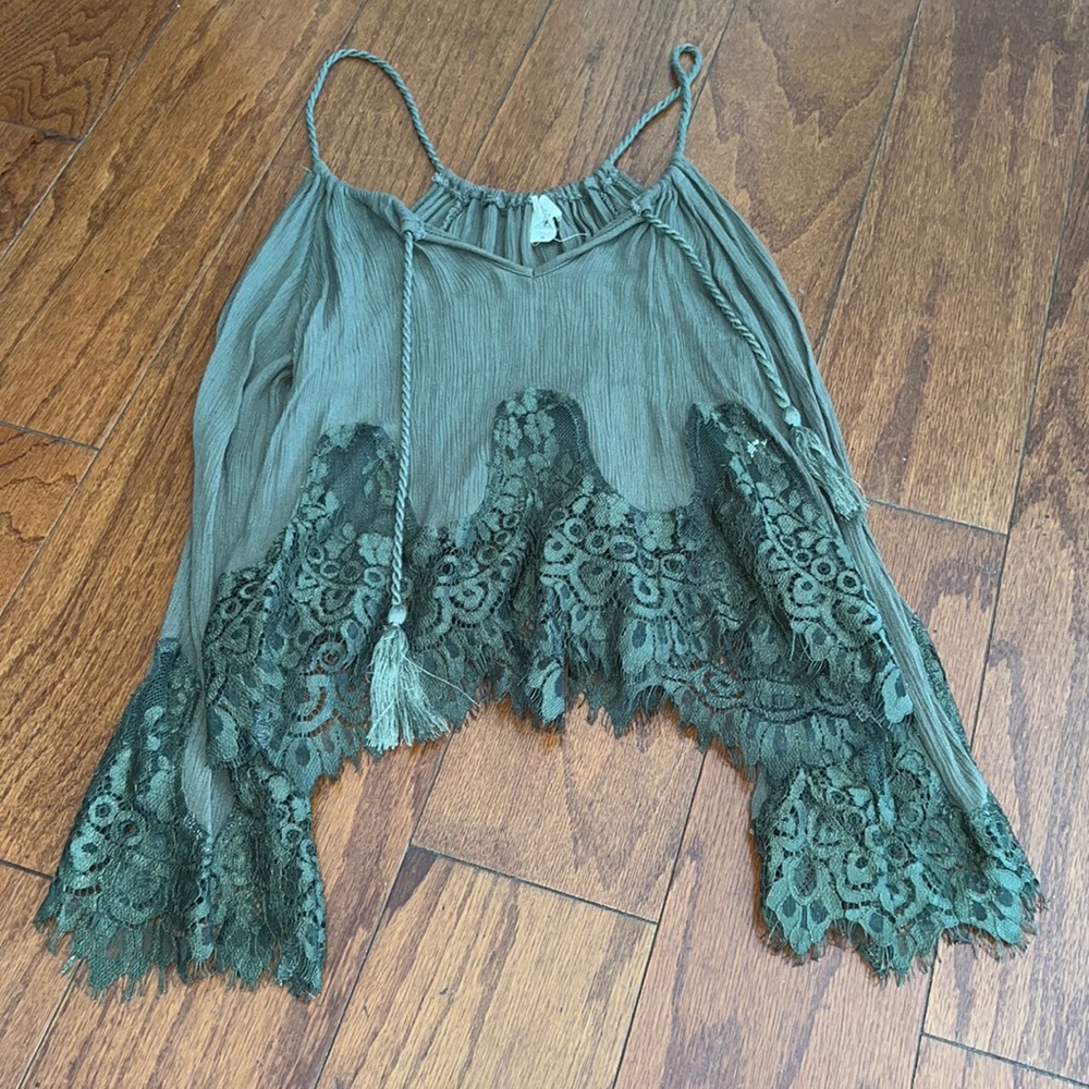 LA Hearts army green lace longsleeve crop top